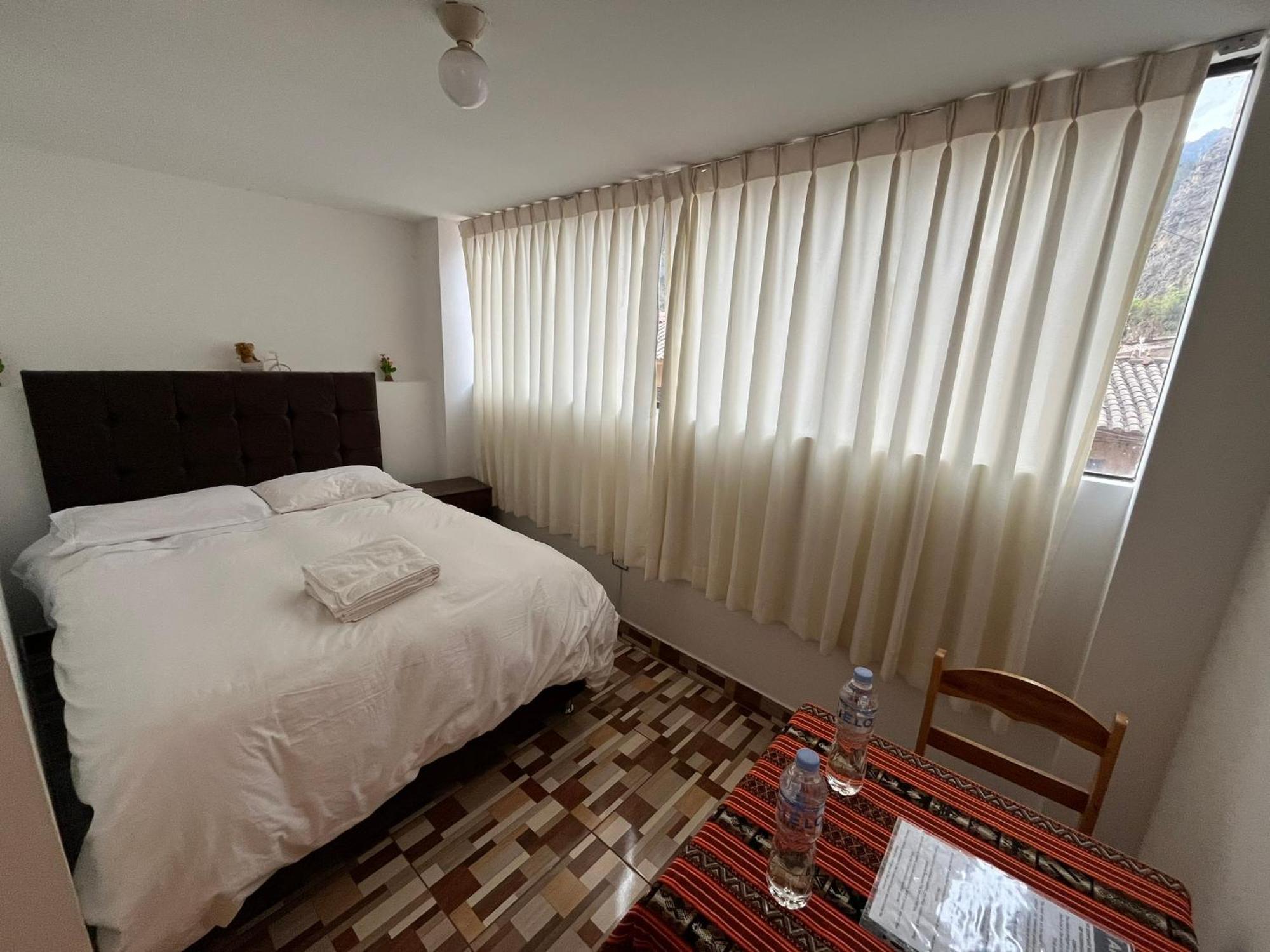 Hostal Apu Qhawarina 오얀따이땀보 외부 사진