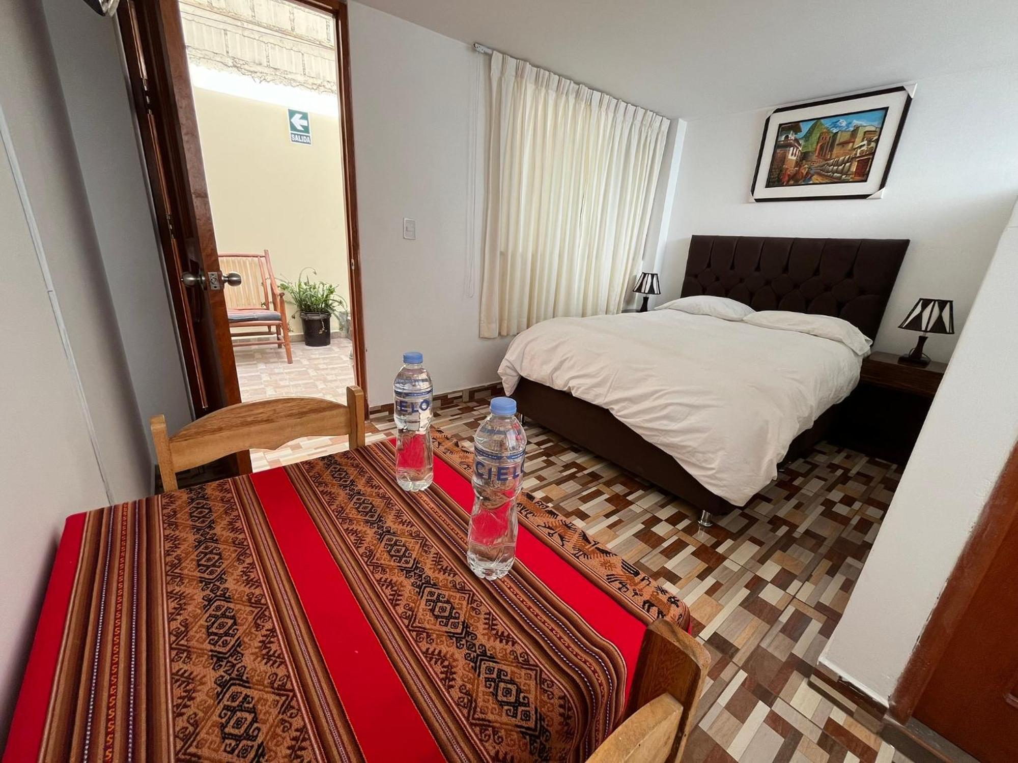 Hostal Apu Qhawarina 오얀따이땀보 외부 사진