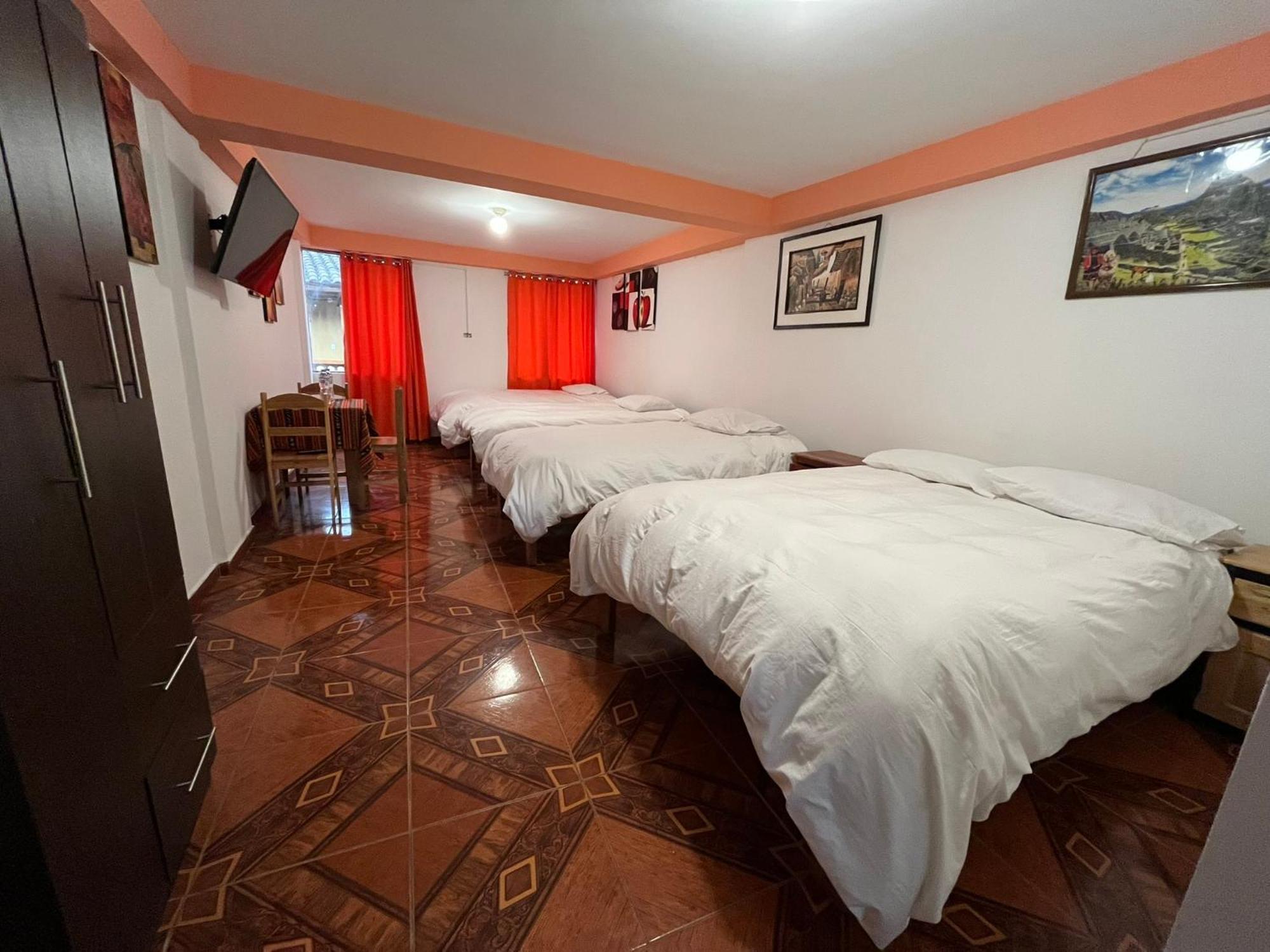 Hostal Apu Qhawarina 오얀따이땀보 외부 사진
