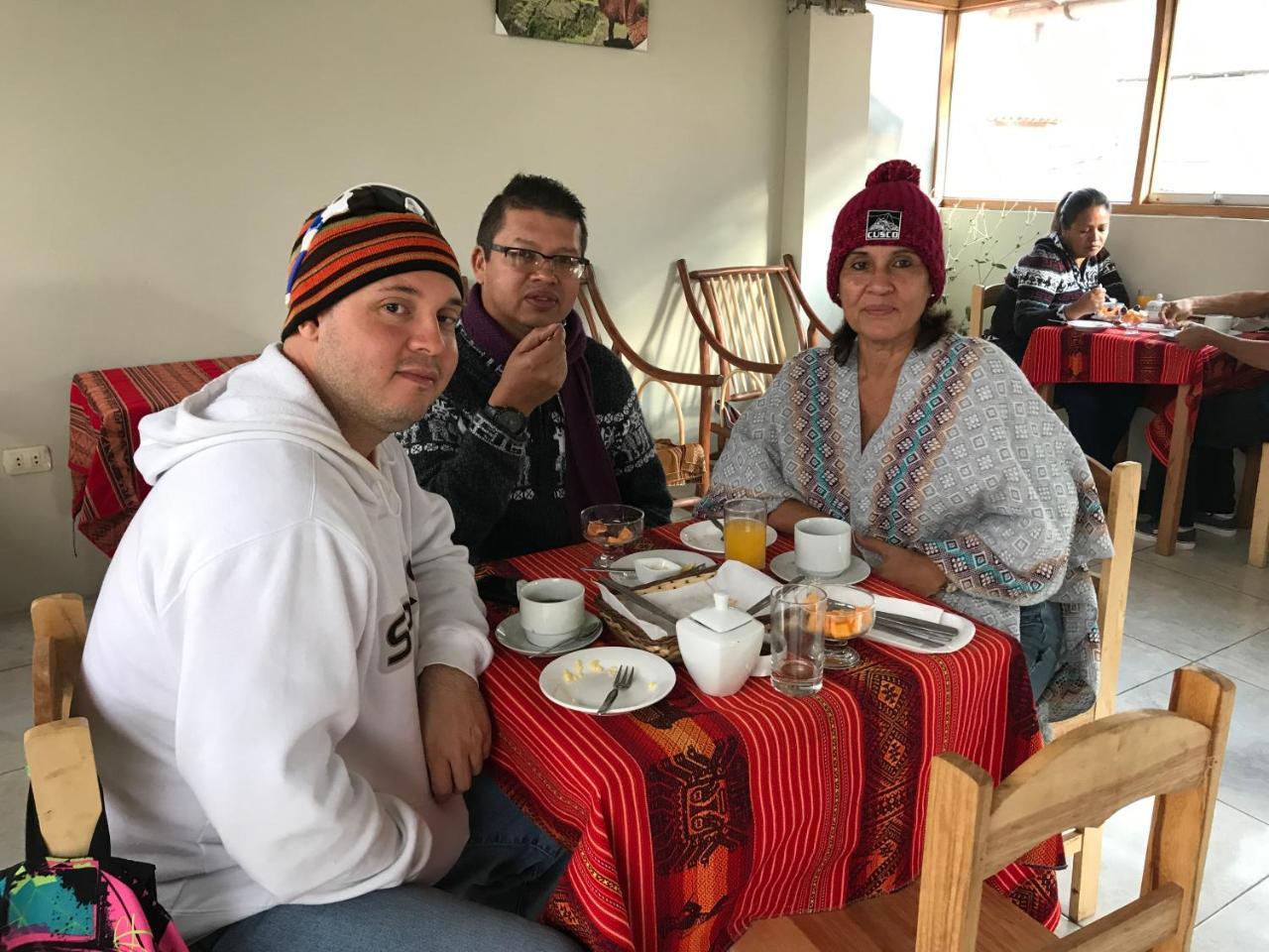Hostal Apu Qhawarina 오얀따이땀보 외부 사진